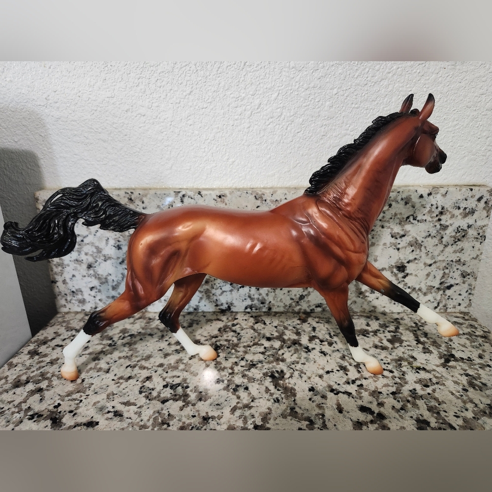 Adamek Breyer Horse!! - Picture 2 of 9